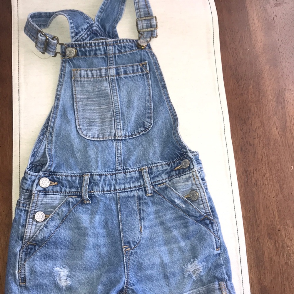 GAP Jean shorts overalls